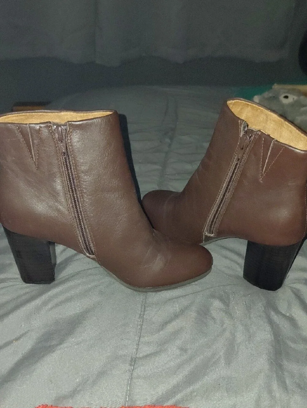 Vionic Brown Leather Ankle Booties with Side Zip